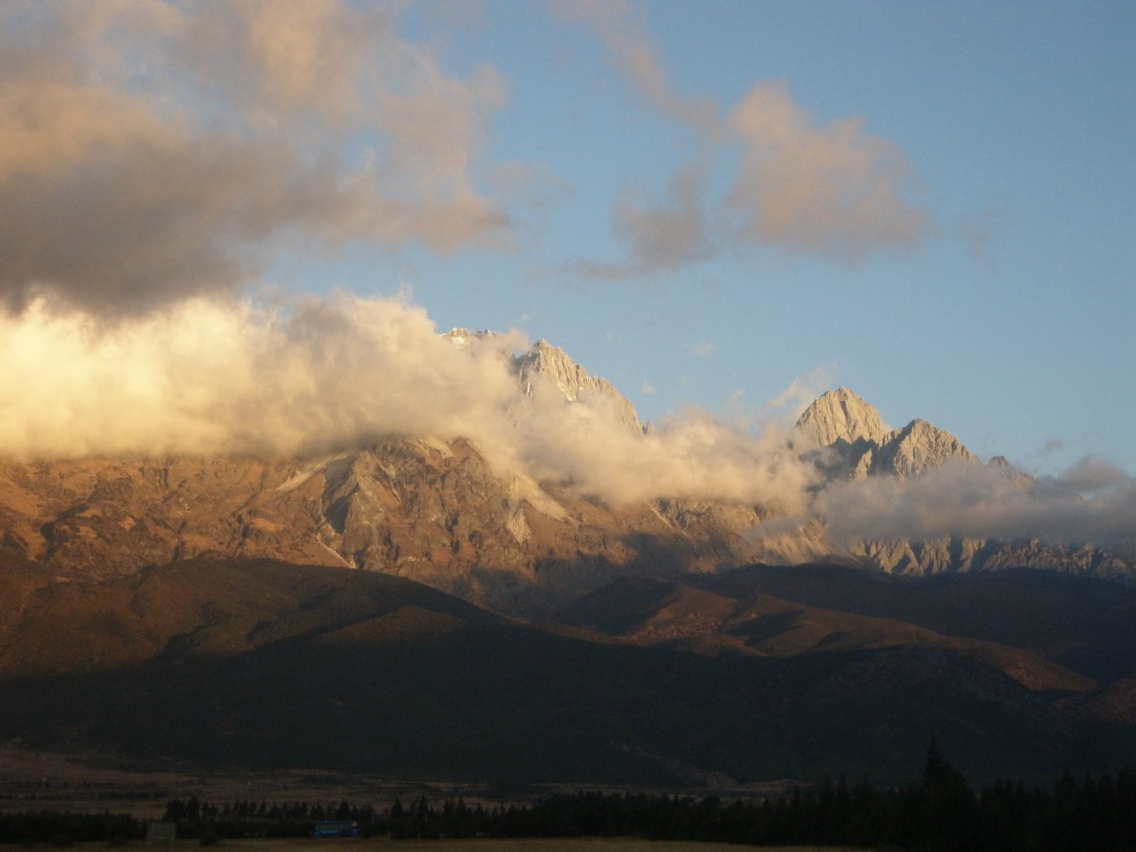 东巴大峡谷 东巴大峡谷